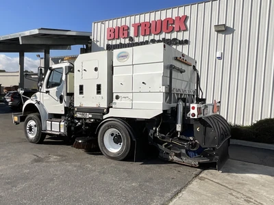 Used 2017 FREIGHTLINER M2 Street Sweeper California US | Big Truck & Equipment #1412295