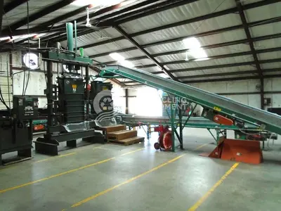 Unknown Manufacturer: Used 19" x 26' Rubber Belt Infeed
