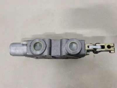 Hydraulic Section Valve 122010721, 122010220
