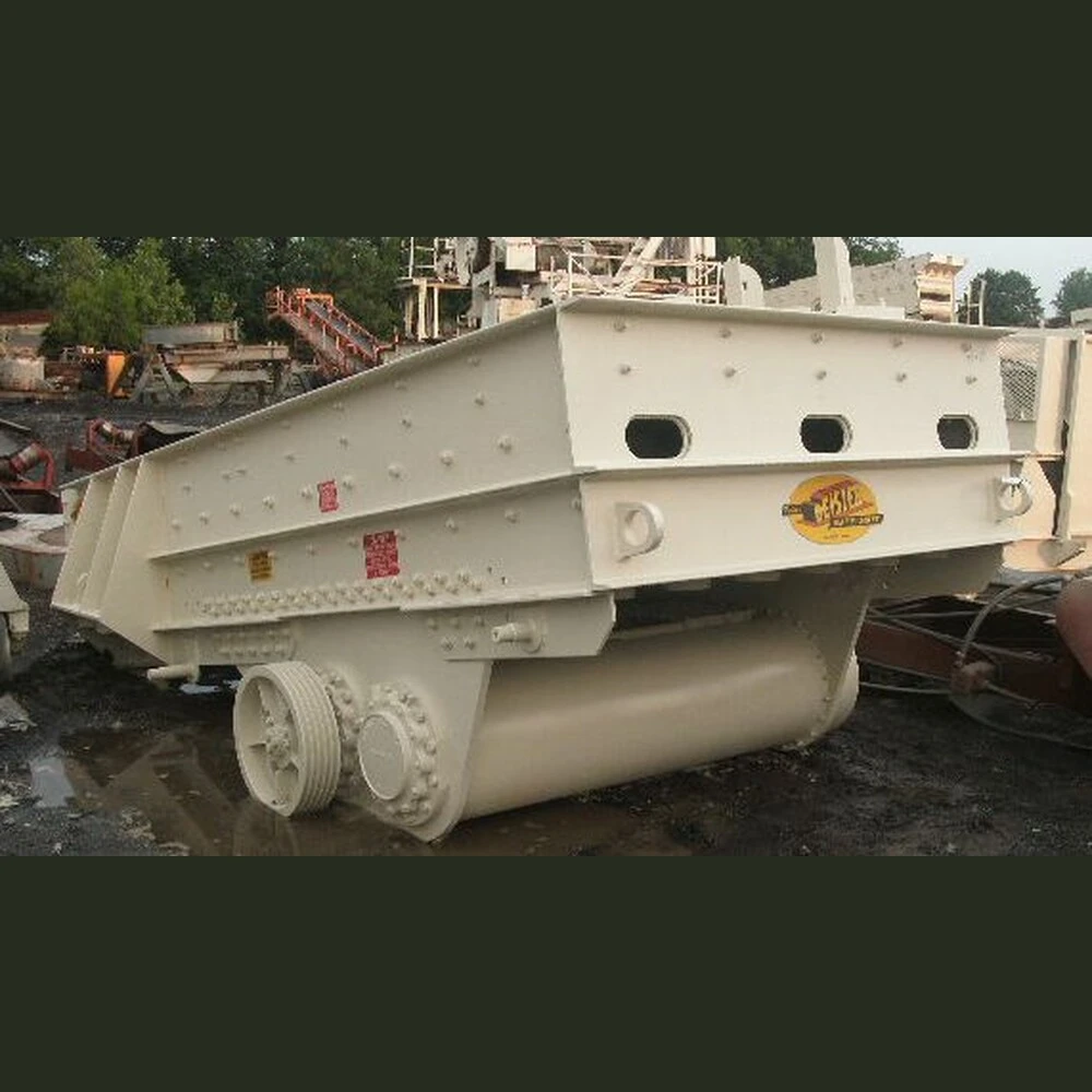 Deister 72 in. x 14 ft. Vibrating Pan Feeder
