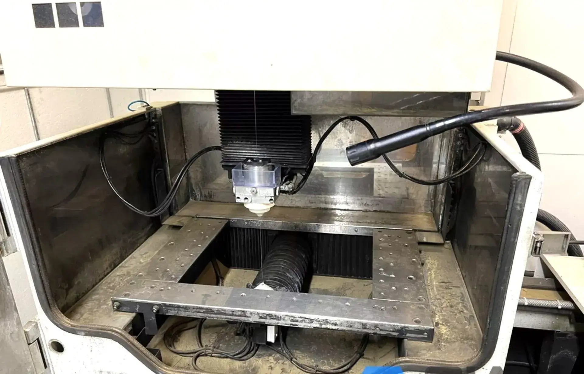 Used 2015 FANUC ROBOCUT A-C400IA Wire EDM Illinois US | Aucto #1333552