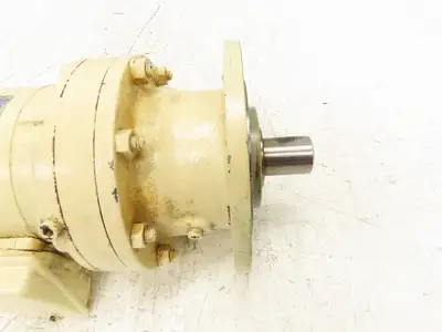 Sumitomo Cycle Drive VM02-209 Gearmotor 0.2kW 220V 3PH 59:1 Reducer 1740RPM M-63