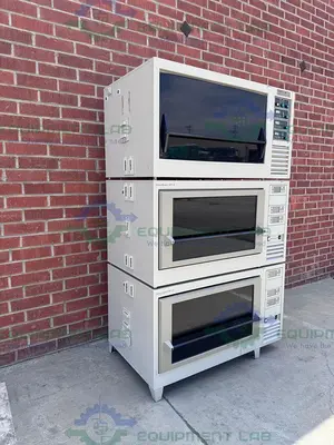 USED KUHNER ISK-1-W / ISK1-X REFRIGERATED INCUBATOR SHAKER 5°C BELOW AMBIENT TO 60°C