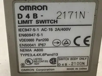USED OMRON D4B-2171N