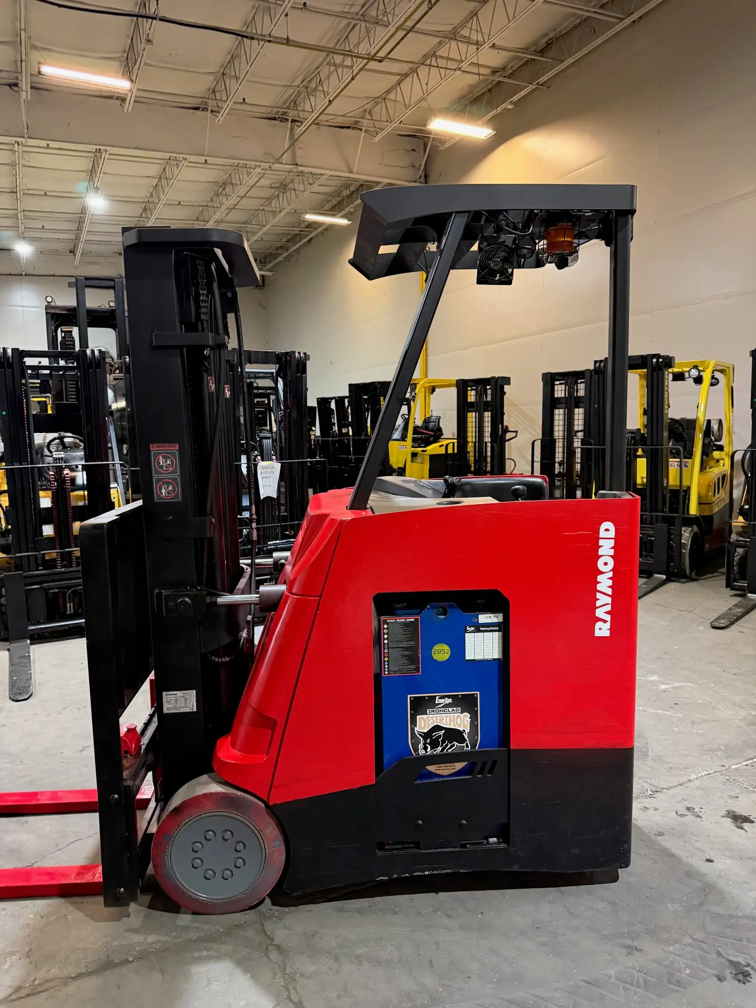 Used 2014 Raymond 415-C30TT Pallet Stackers New York US | United Lift #1446723