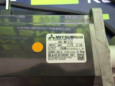 MITSUBISHI HC-MFS73 AC SERVO MOTOR 750W WITH MIKI PULLEY SFC-050DA