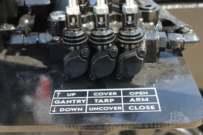 New | in-Stock 2027 PETERBILT 548 Rolloff Trucks Texas US | Roll Off Truck World #1492013