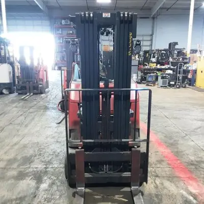 USED 2021 RAYMOND 425-C40QM