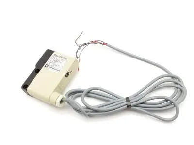 Telemecanique XUGH003536 Photo Electric Detector