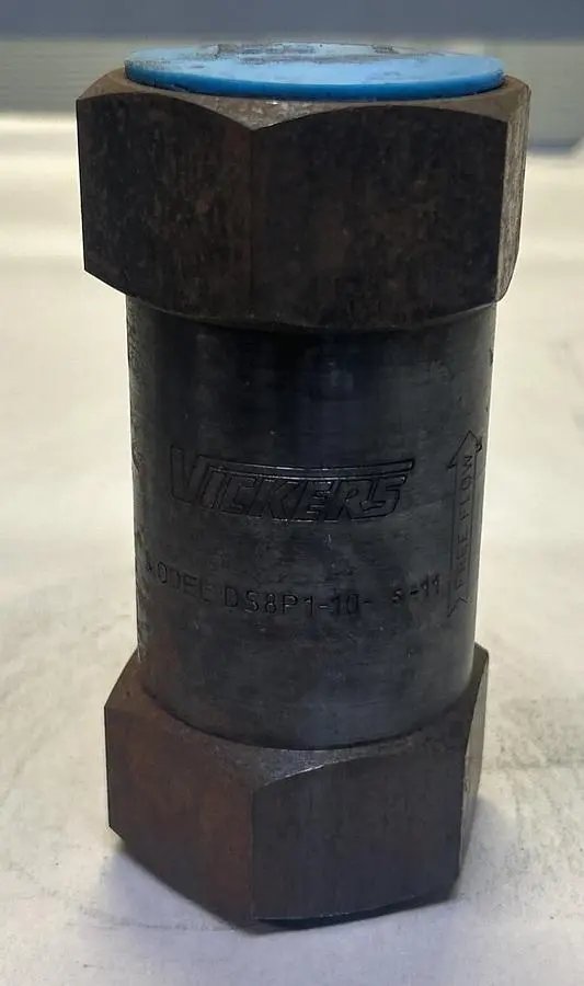 Used VICKERS DS8P1-10-5-11 Pump & Valve Parts Ohio US | Surplus Asset Holdings #1236488