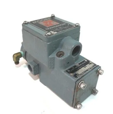 Used MOORE PRODUCTS 12392S10D1 Transducers Michigan US | SB Industrial Supply #813802