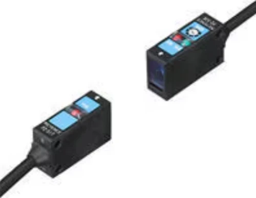 Keyence PZ-51RP Built-In Amplifier Photoelectric Sensor [New]