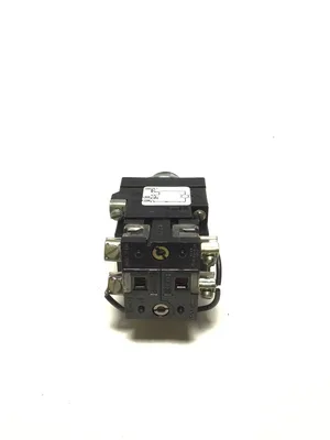 General Electric CR104PLT18G Pushbutton Light