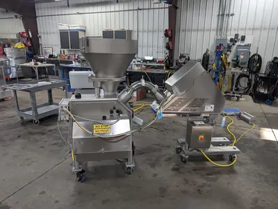 USED 2017 REISER ROBOT 500 FILLER