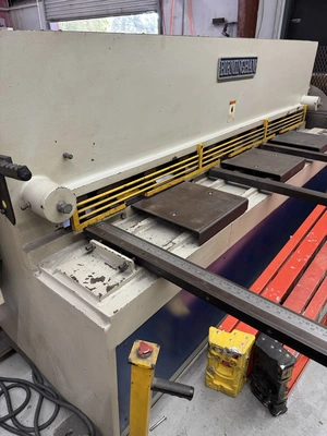 USED 2004 BIRMINGHAM H-0645
