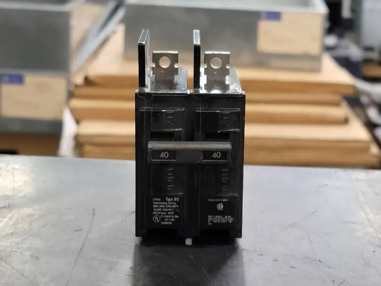 Used SIEMENS BQ2B040 Switchgears British Columbia CA | Lenmark #294467