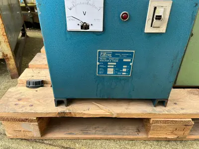 USED TRAFOMEC VOLTAGE REGULATOR 1P / REGULATEUR VOLTAGE / 5 KVA