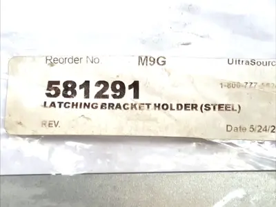 NEW ULTRASOURCE LATCHING BRACKET HOLDER - OEM MOUNTING HARDWARE PART