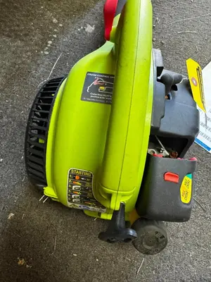 Used _UNKNOWN_ _UNKNOWN_ Leaf Blowers (Commercial) Ohio US | Myron Bowling Auctioneers Inc #1518731