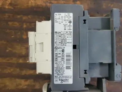 USED TELEMECANIQUE LC1D32