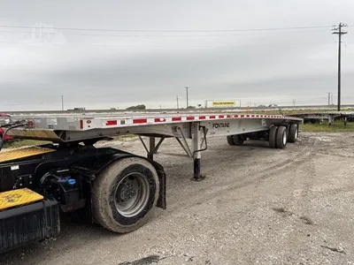 USED 2024 FONTAINE REVOLUTION