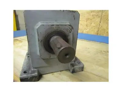 Stober Drives C402N0175MR165/140 Inline Speed Reducer Gearbox 99RPM 1265In-Lb