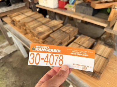 Used OAK PLANK HARDWOOD FLOORING (14) BUNDLES Flooring Equipment Michigan US | Miedema Asset Management Group #1419788