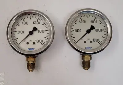 Used WIKA 213.53 2.5 PRESSURE GAUGE Misc Industrial Equipment Kentucky US | Aucto #686520