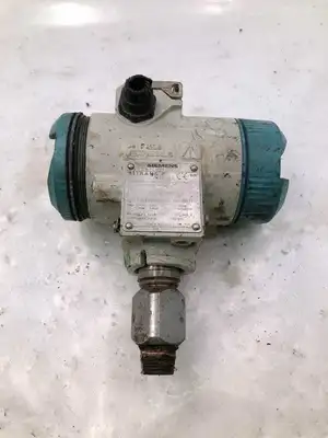 Siemens 7MF4234-1FA10-1NC6-7 Absolute Pressure Transmitter/Sensor 145PSI