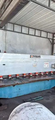 USED AMADA M-3065