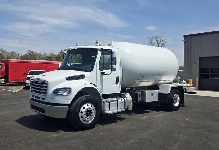 Used 2025 FREIGHTLINER M2 106 WESTMOR PROPANE TANKER Tanker trucks Minnesota US | Carco Truck & Equipment #1539530