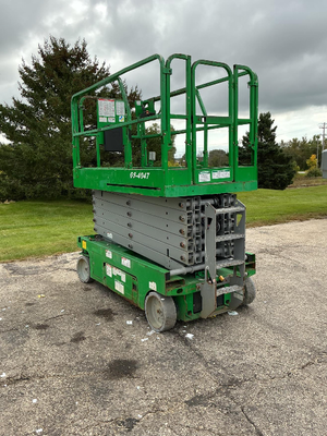 Used 2017 Genie GS-4047 Scissor Lifters Wisconsin US | Stack Equipment #1498102