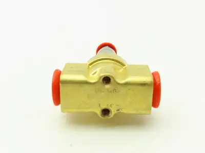 Honeywell Skinner 713N3 Solenoid Valve 3-Way NO 600 PSI 1/4" NPT Brass