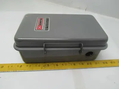 Zenith Controls 2496 FR-R 10A 120V 24hr Programable Timer Wall Mount