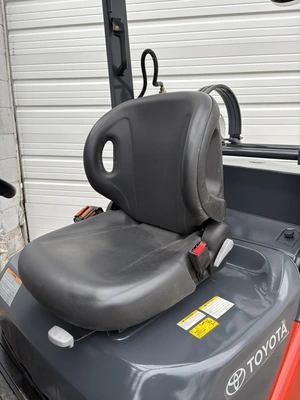 USED 2015 TOYOTA 8FGCU30