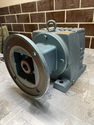 NEW SEW-EURODRIVE R77AM182