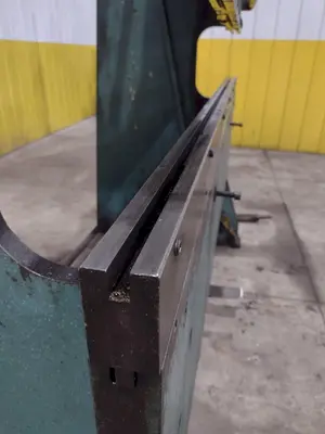 25 TON X 6' WYSONG MODEL #2572 MECHANICAL PRESS BRAKE: STOCK #23464