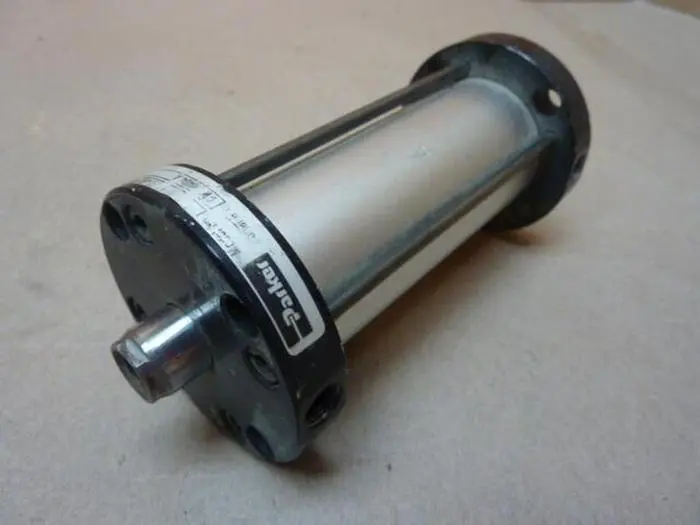 Used PARKER 01.50 NLP9 4.250 Cylinders Michigan US | Ideal Machinery #583883