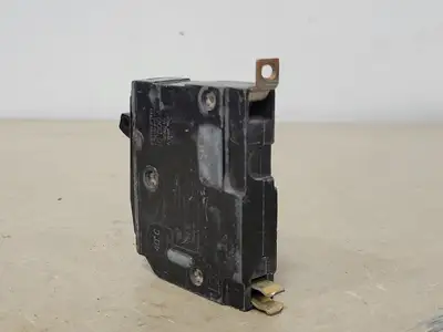 USED SQUARE D QOB115