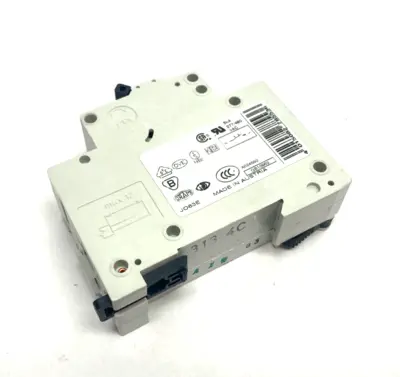 USED EATON MOELLER CIRCUIT BREAKER FAZ-C4/1 XPOLE/XEFFECT W/ FAZ-XHI11