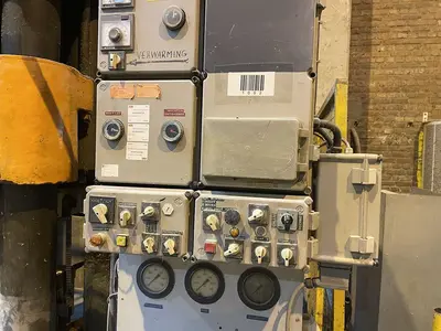 USED HL 1000 TON 4 COLUMN PRESS