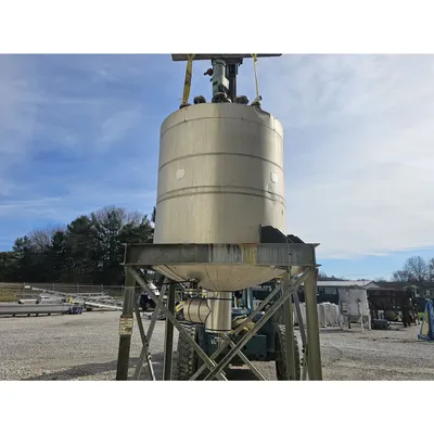 Used 750 Gallon Stainless Steel Liquid Tank and Support Stand
