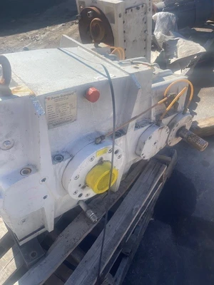 2017 DAVIS STANDARD 3.5" GEAR BOX Extrusion Other, Extruder Gearbox | Mark One Machinery (1)