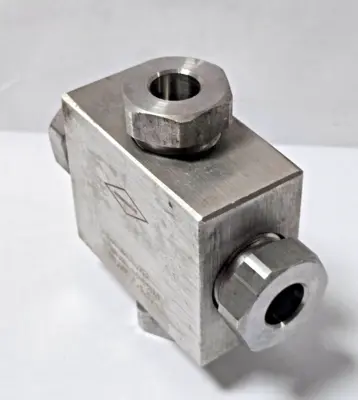 High Pressure Cross 20,000 PSI SUPERPRESSURE 45-15141