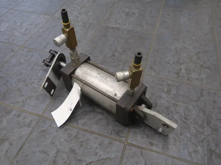 Used PARKER FILTRATION 4.00CBBT3MA3UE14AC86.00 Parts (Hydraulics and Pneumatics) British Columbia CA | Lenmark #271494