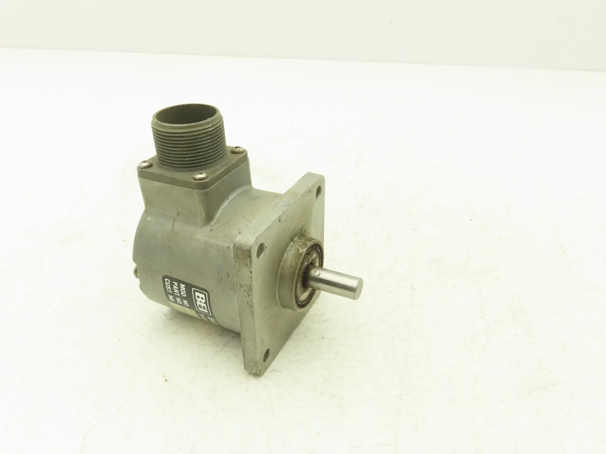 BEI Industrial H25D-SS-CCW-8GC-7406-LED-SM18 Rotary Encoder 5V 3/8" Shaft