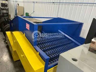 USED HUSTLER FC-2 DUAL DECK GLASS SCREEN