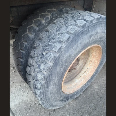 USED 2000 STERLING L7501