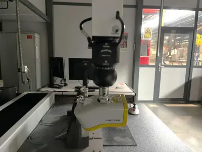 USED NIKON - METRIS MMC LKV 25.10.8 - X: 2500- Y: 1000 - Z: 800 MM