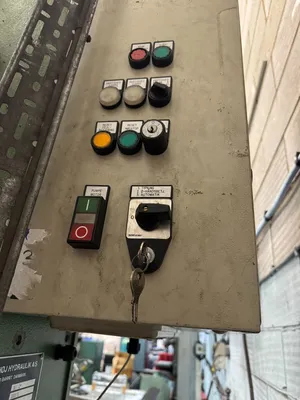 1994 STENHOJ 10 TON LP Presses | Bowland Trading Ltd (9)